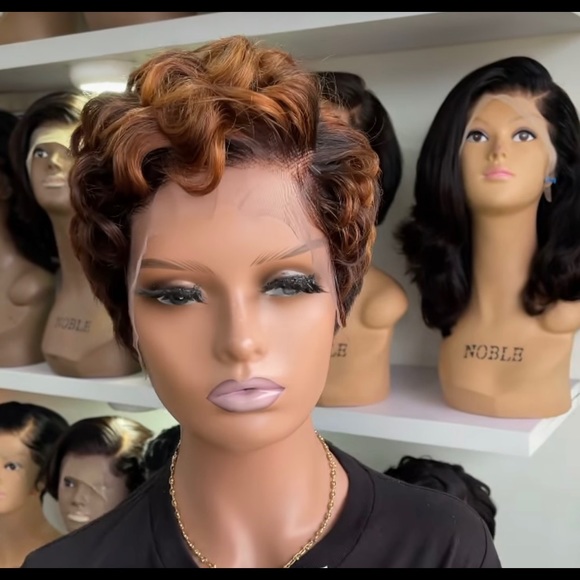 Short cut pixie wig - Picture 7 of 8